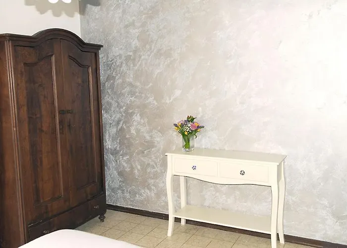 Seaside Private Parking And Air Con * Viareggio