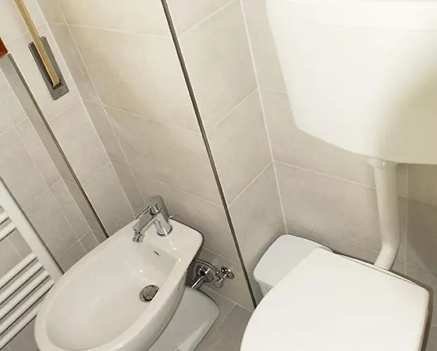 Seaside Private Parking And Air Con Apartament Viareggio